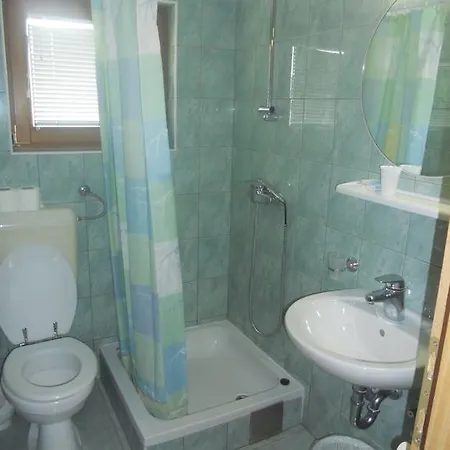 Vendégház Sobe Jasna 3*