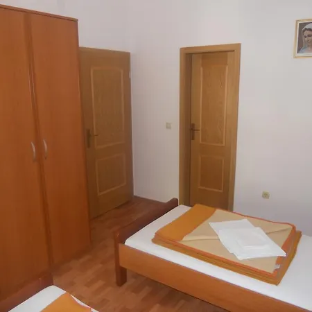Sobe Jasna Vendégház 3*