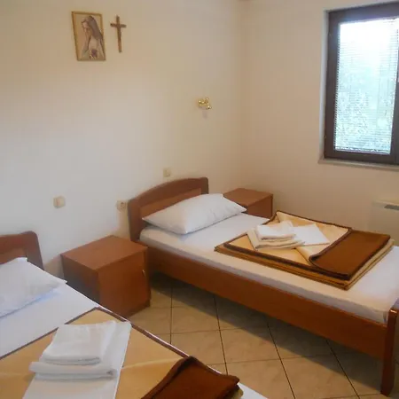 Vendégház Sobe Jasna 3*